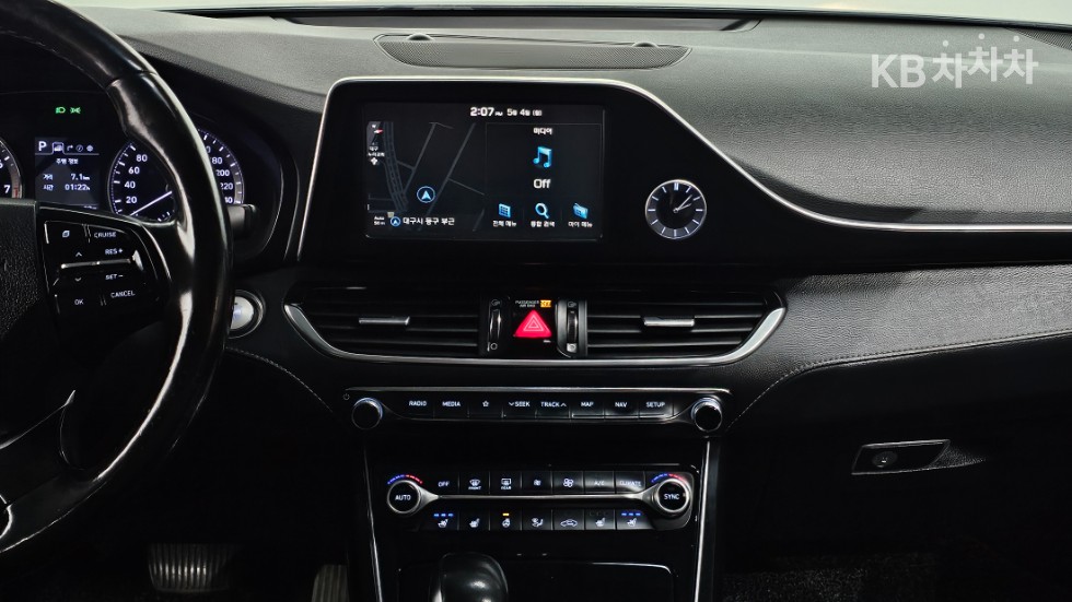 Hyundai Grandeur — miniaturë 15