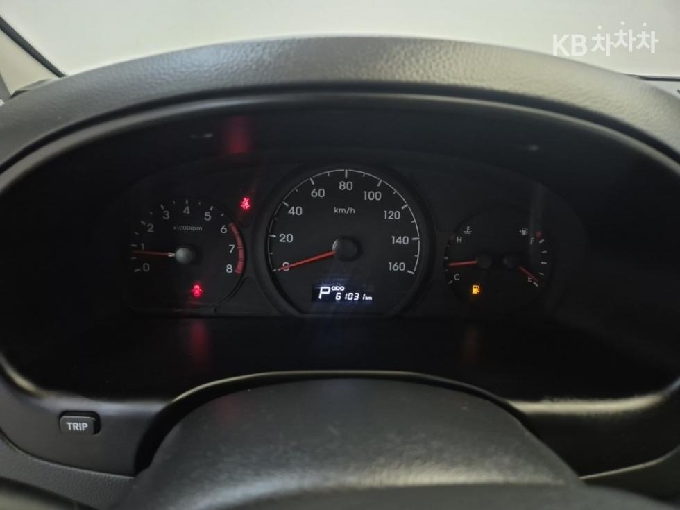 Hyundai Starex — miniaturë 6