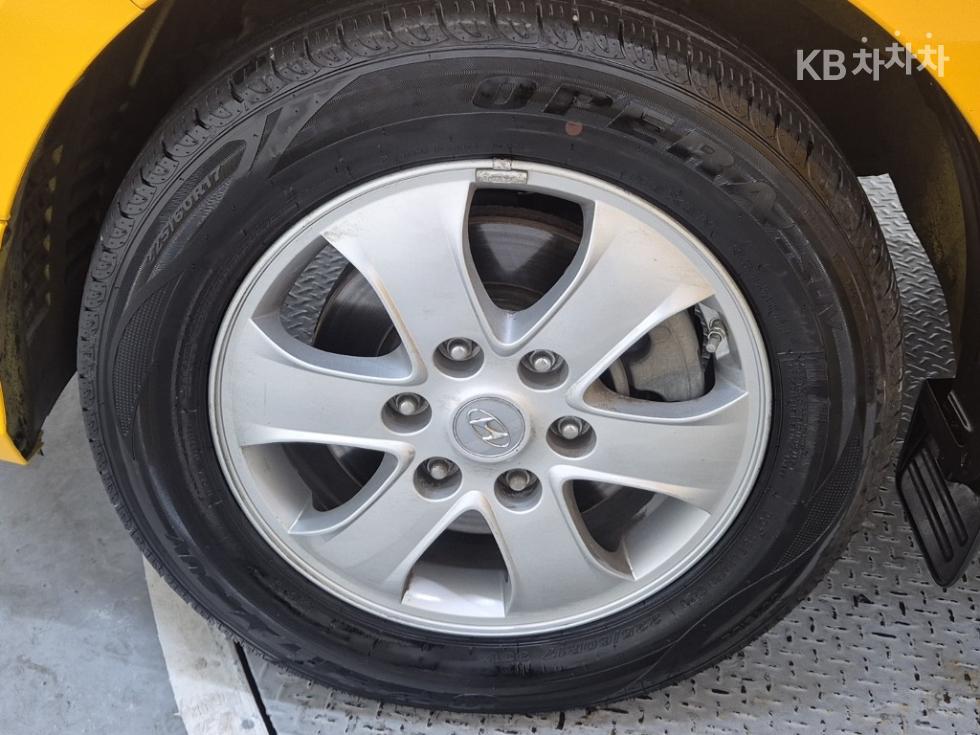 Hyundai Starex — miniaturë 19