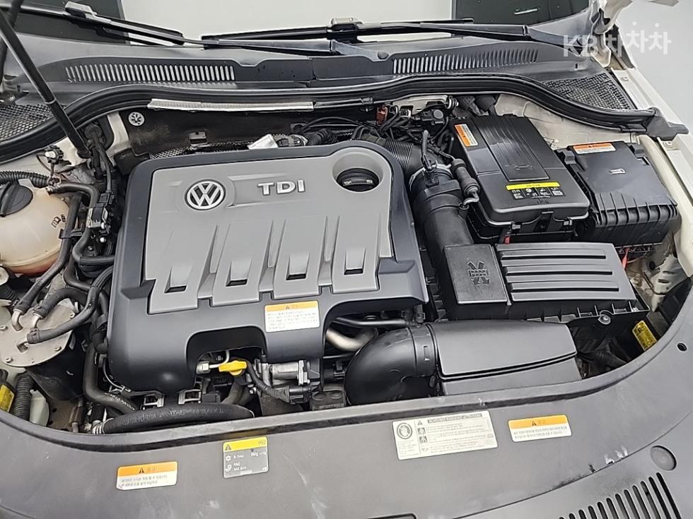 Volkswagen Passat CC — miniaturë 5