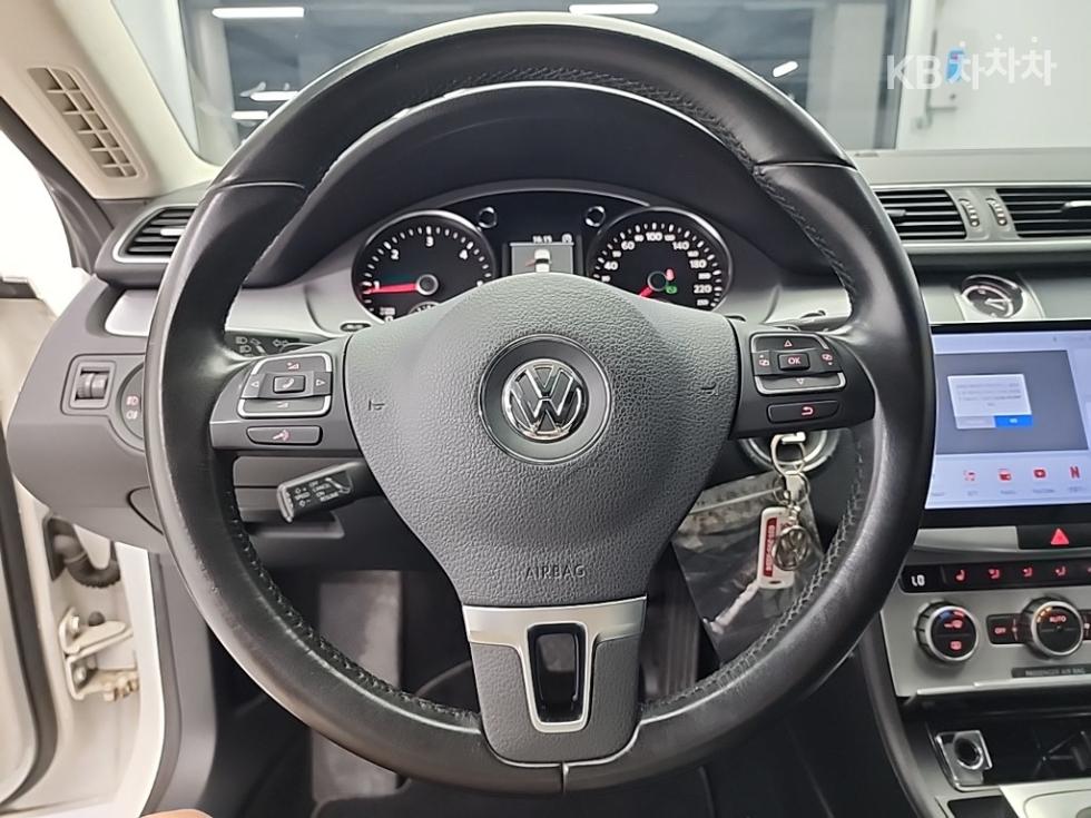 Volkswagen Passat CC — miniaturë 9