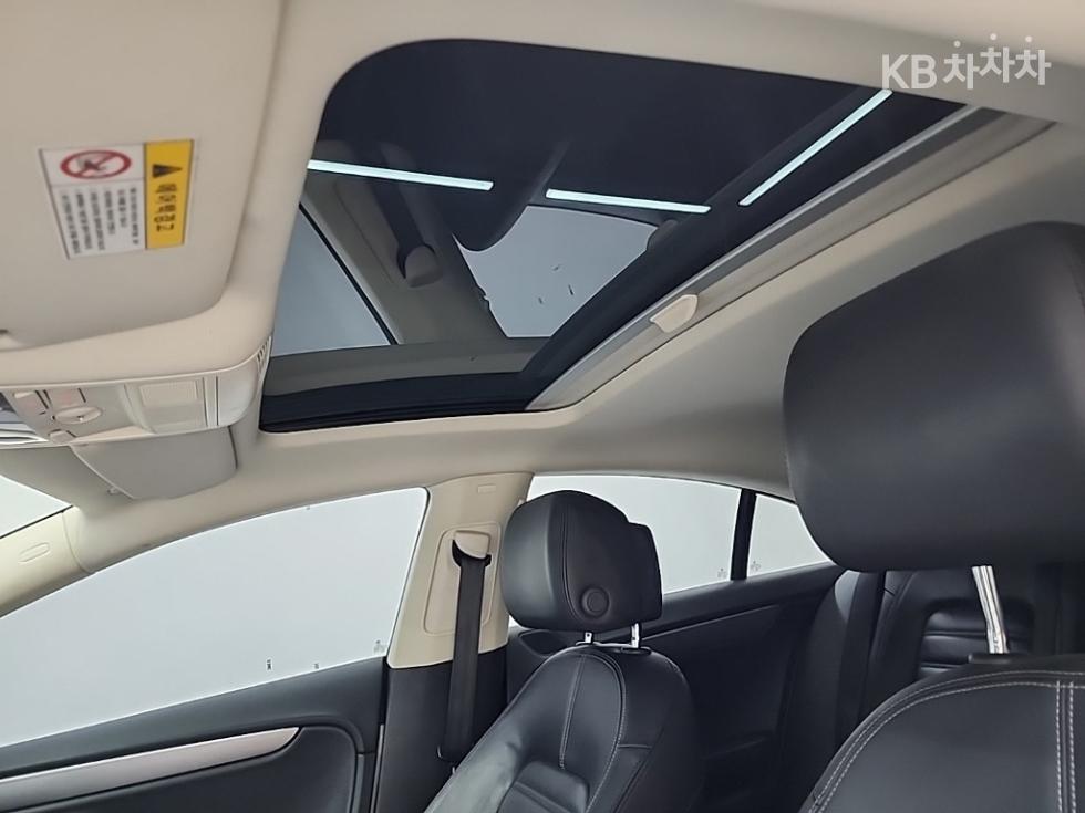 Volkswagen Passat CC — miniaturë 14