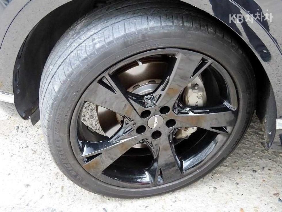 2020 Genesis GV80 photo