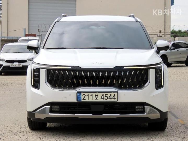 Kia Carnival 1.6 HEV 9인승 — foto 1