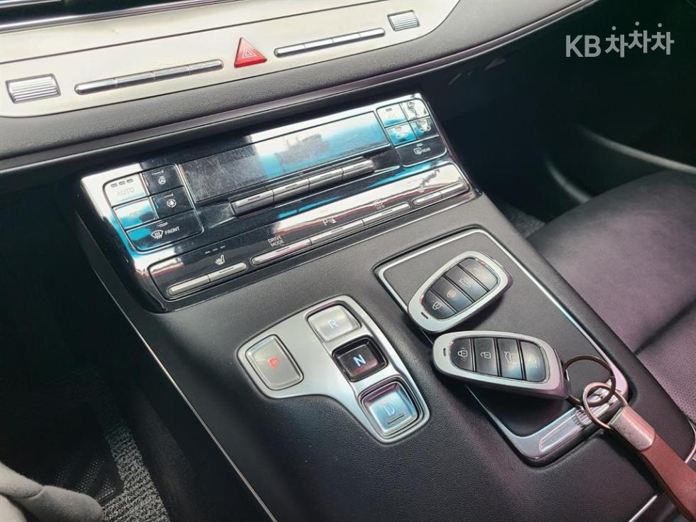 Hyundai Grandeur — miniaturë 14