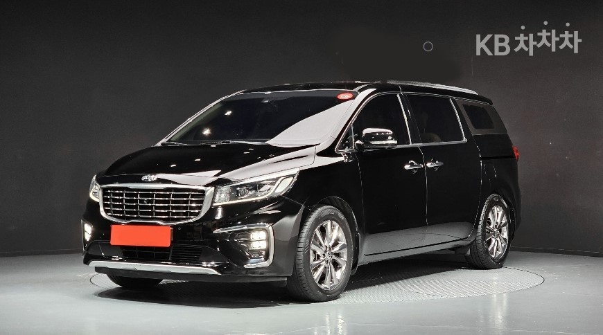 Kia Carnival — miniaturë 2