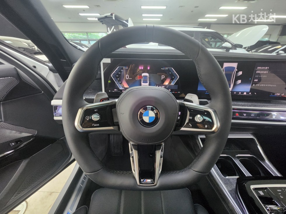 BMW 7er — miniaturë 12