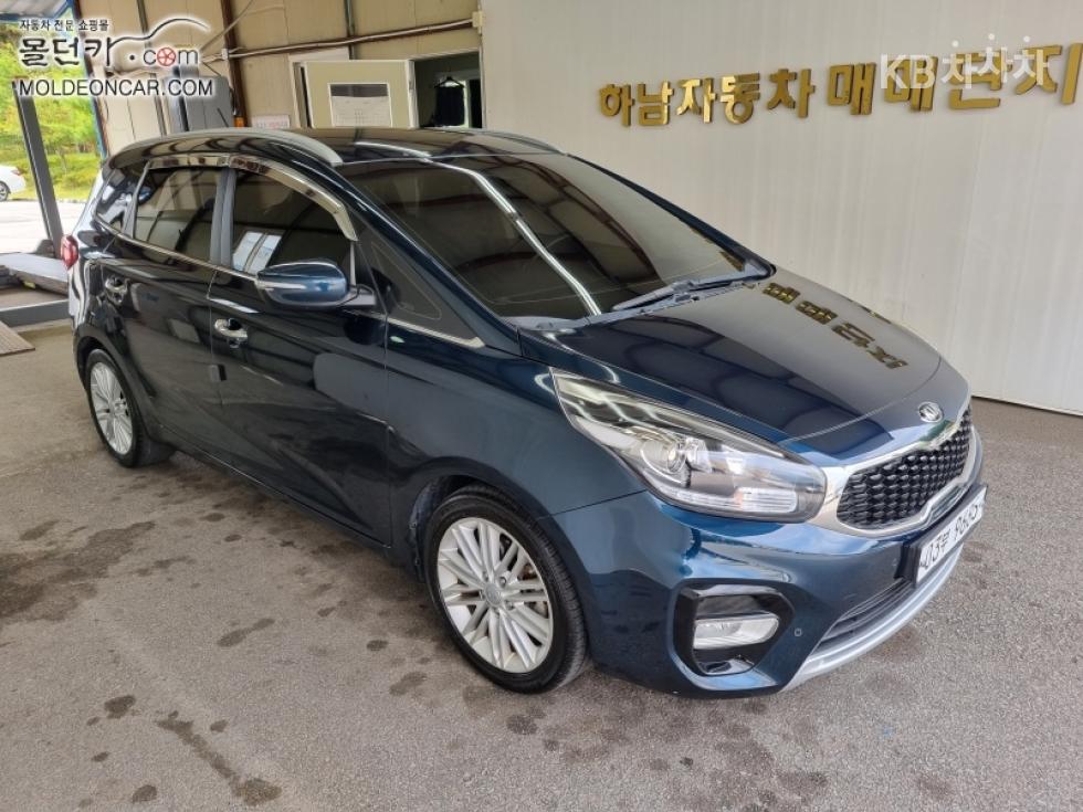 Kia Carens — miniaturë 3