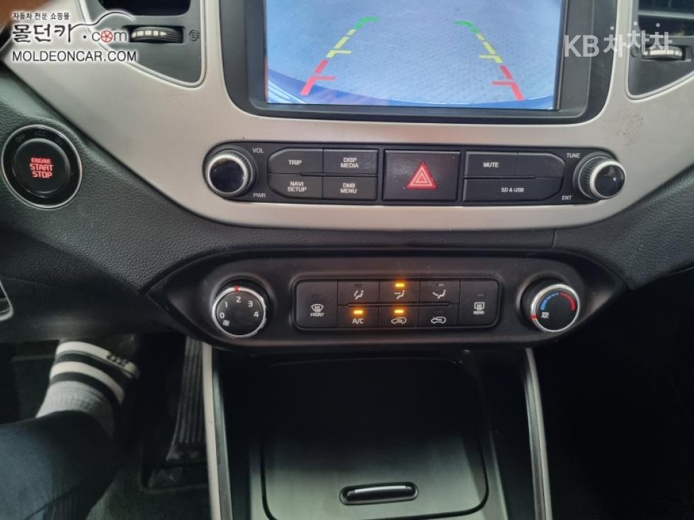 Kia Carens — miniaturë 11