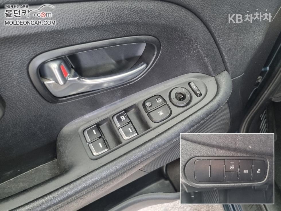 Kia Carens — miniaturë 15