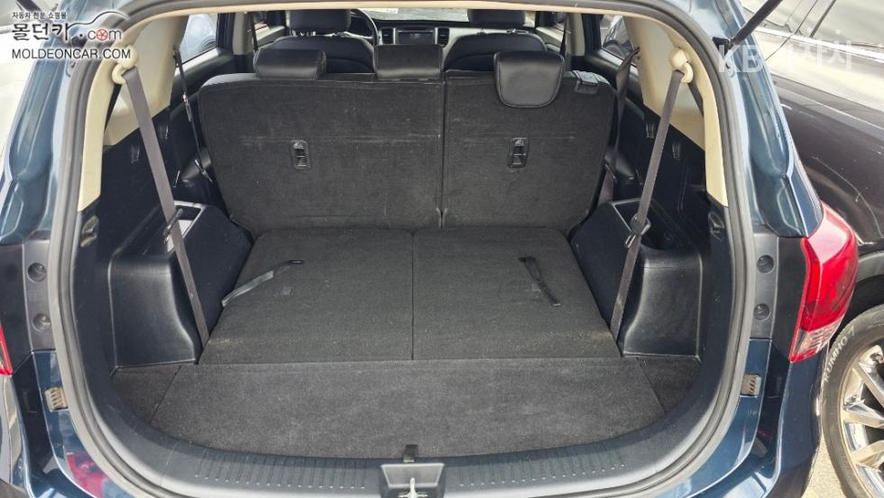 Kia Carens — miniaturë 17