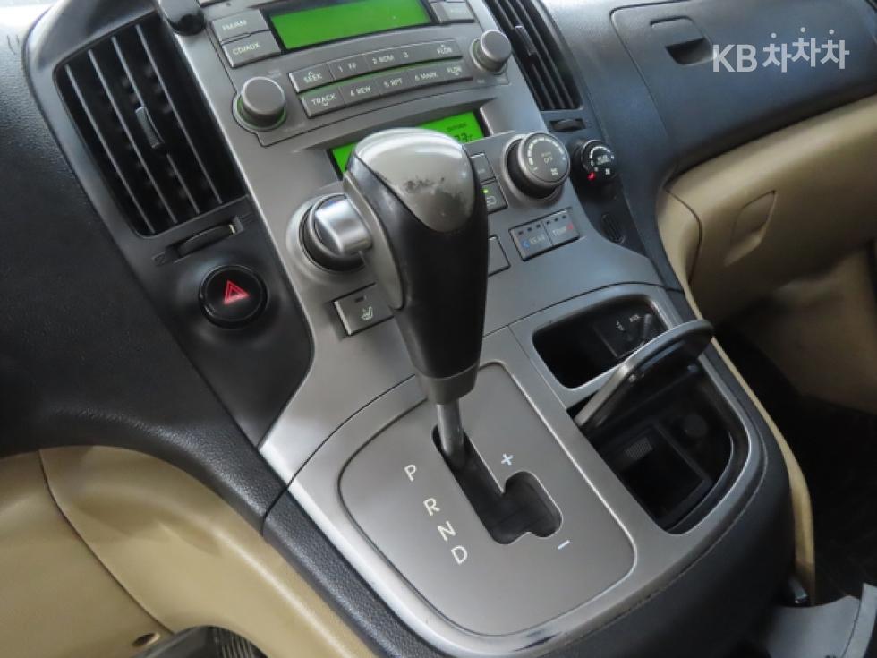 Hyundai Starex — miniaturë 12