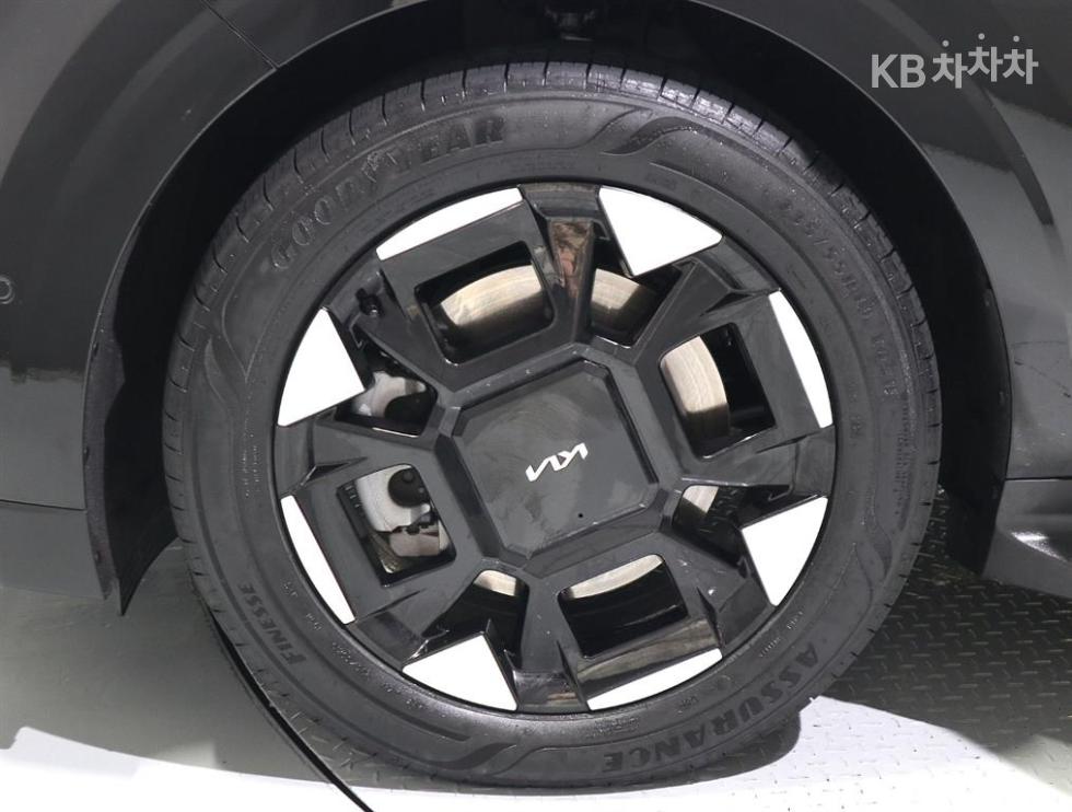 Kia Carnival — miniaturë 18