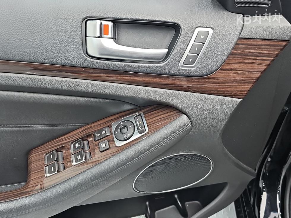 Kia K7 — miniaturë 16