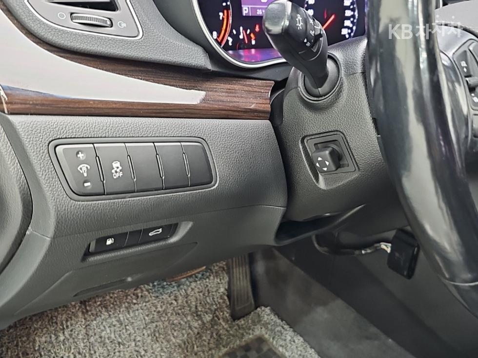 Kia K7 — miniaturë 17