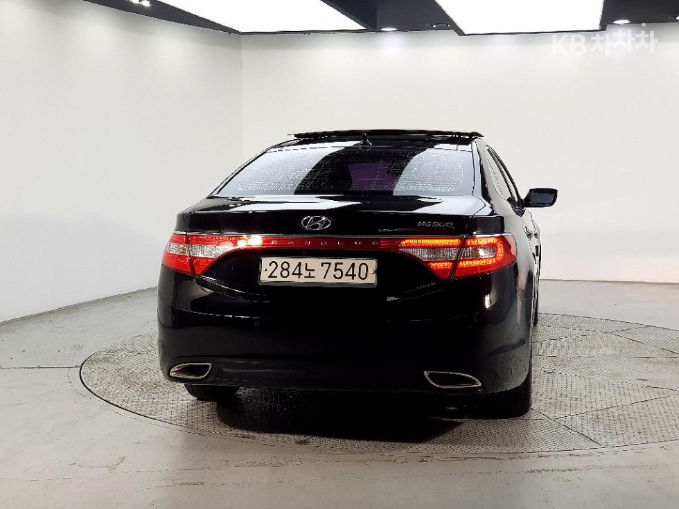 Hyundai Grandeur — miniaturë 3
