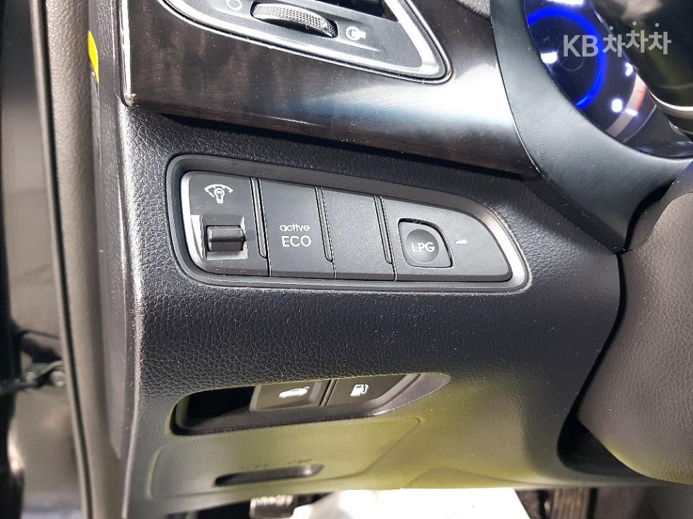 Hyundai Grandeur — miniaturë 11