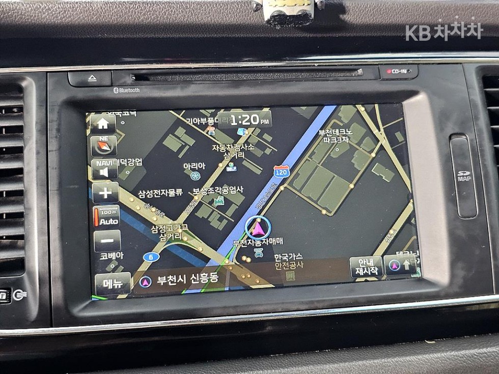 Kia Carnival — miniaturë 12