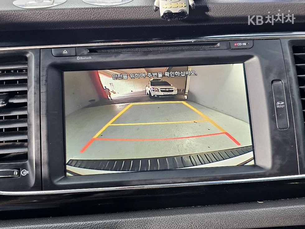 Kia Carnival — miniaturë 13