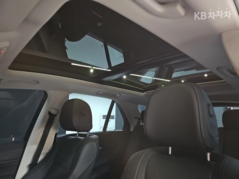 Mercedes-Benz GLE — miniaturë 15