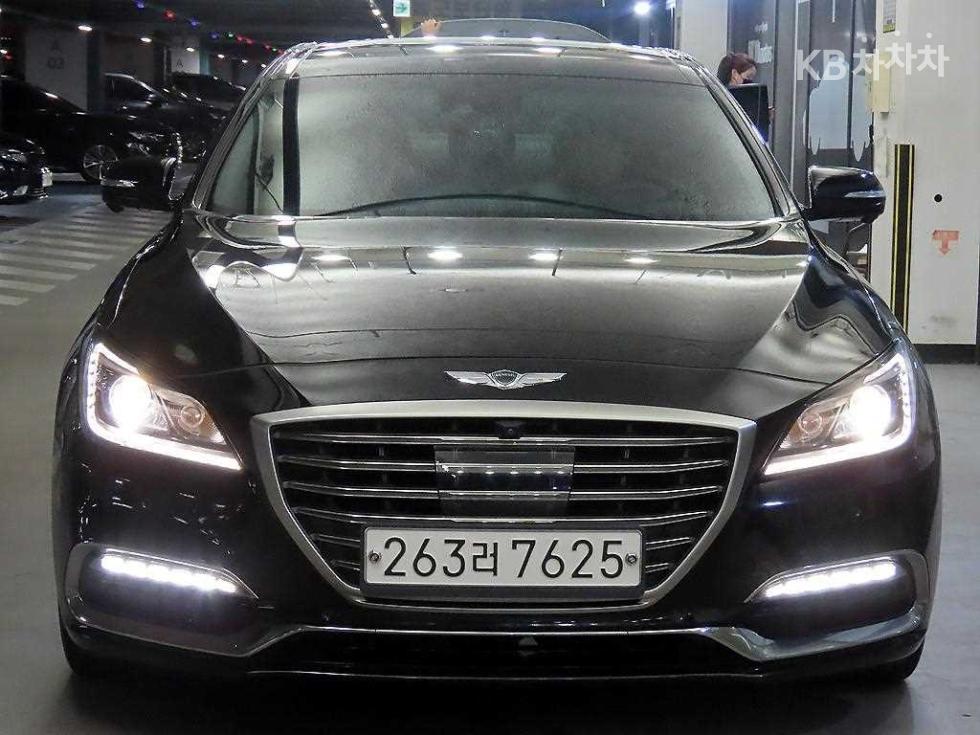 2017 Genesis G80 photo