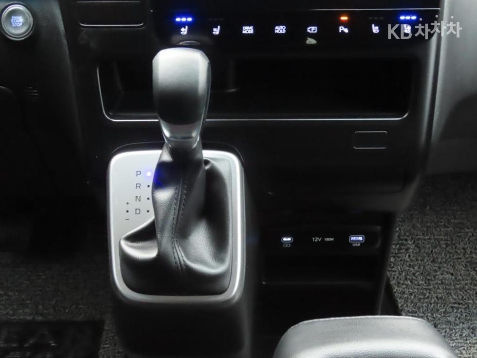 Hyundai Staria — miniaturë 14