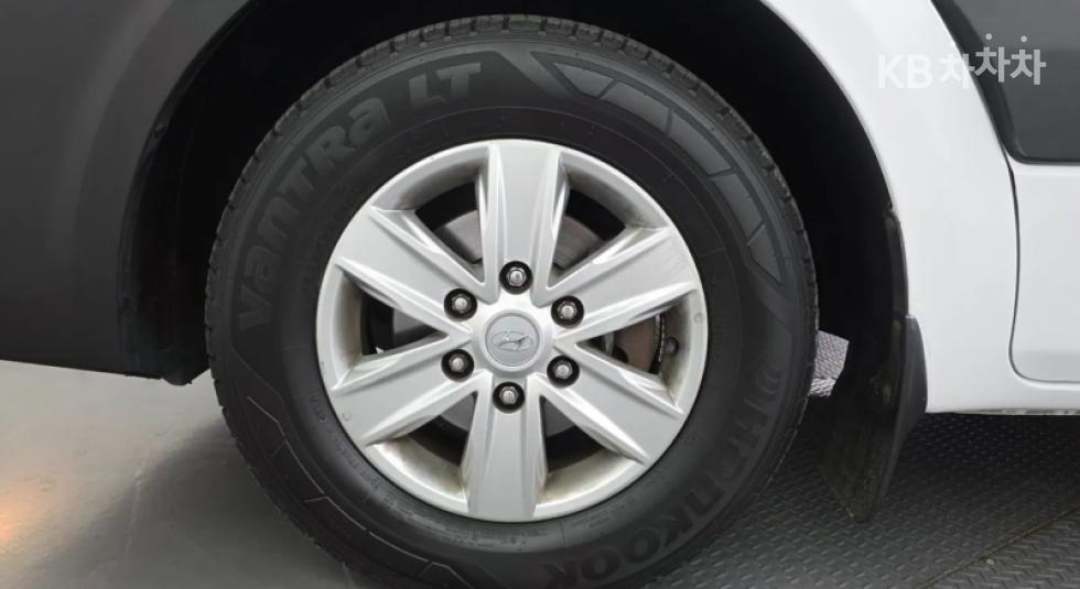 Hyundai Solati — miniaturë 5