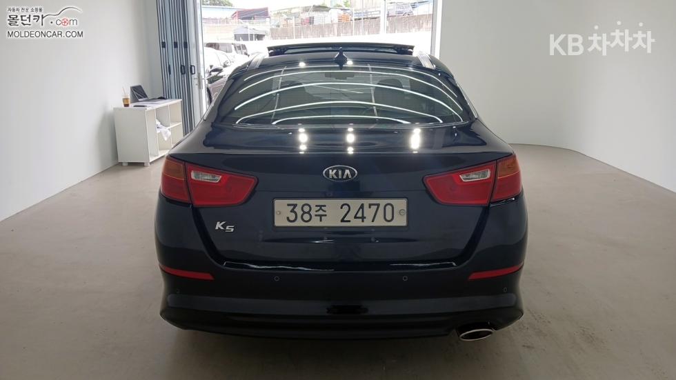 Kia K5 — miniaturë 4