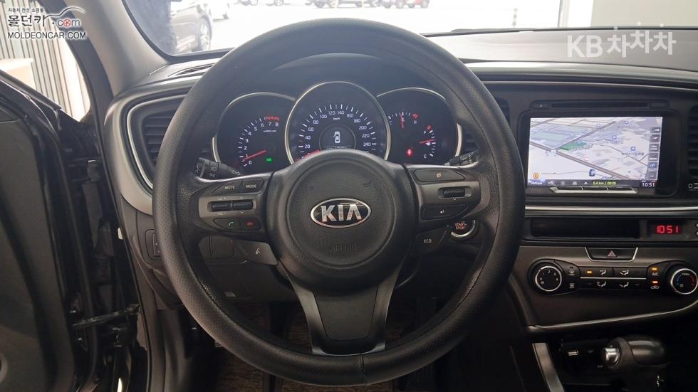 Kia K5 — miniaturë 11