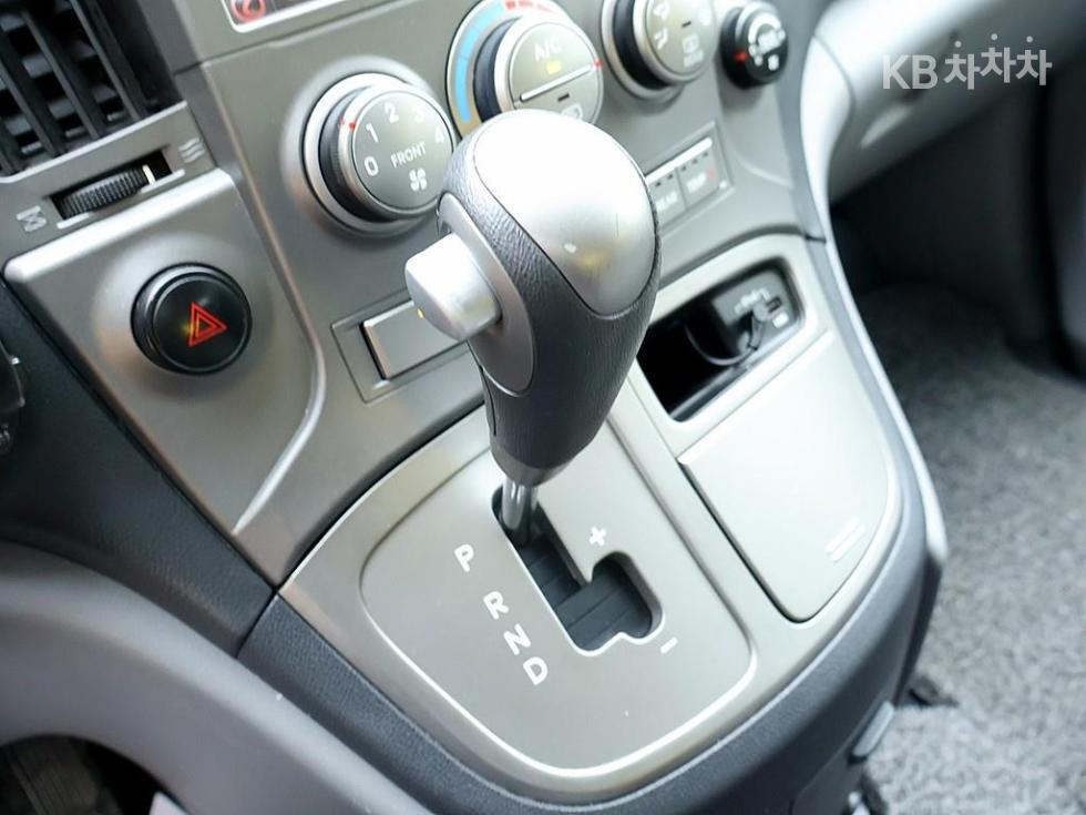 Hyundai Starex — miniaturë 7