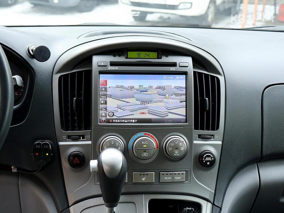 Hyundai Starex — miniaturë 9