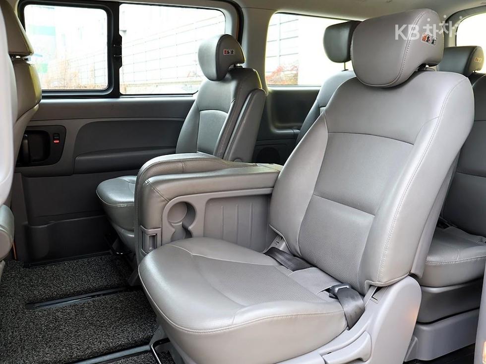 Hyundai Starex — miniaturë 13