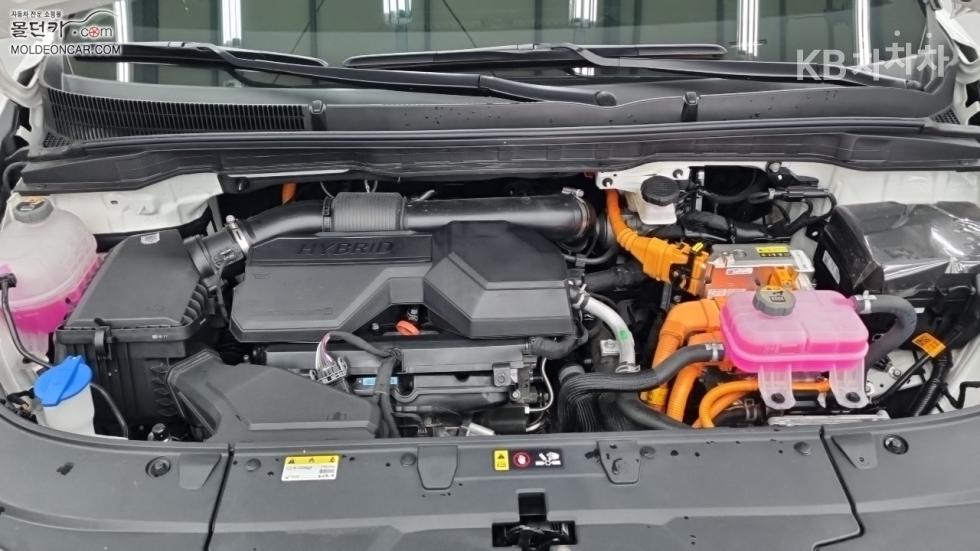 Kia Carnival — miniaturë 8