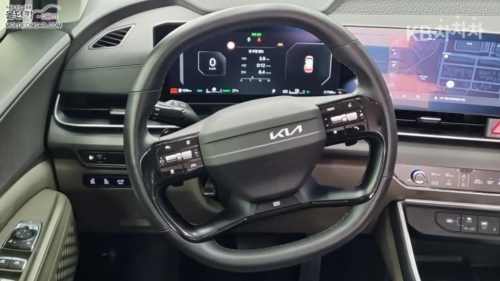 Kia Carnival — miniaturë 11