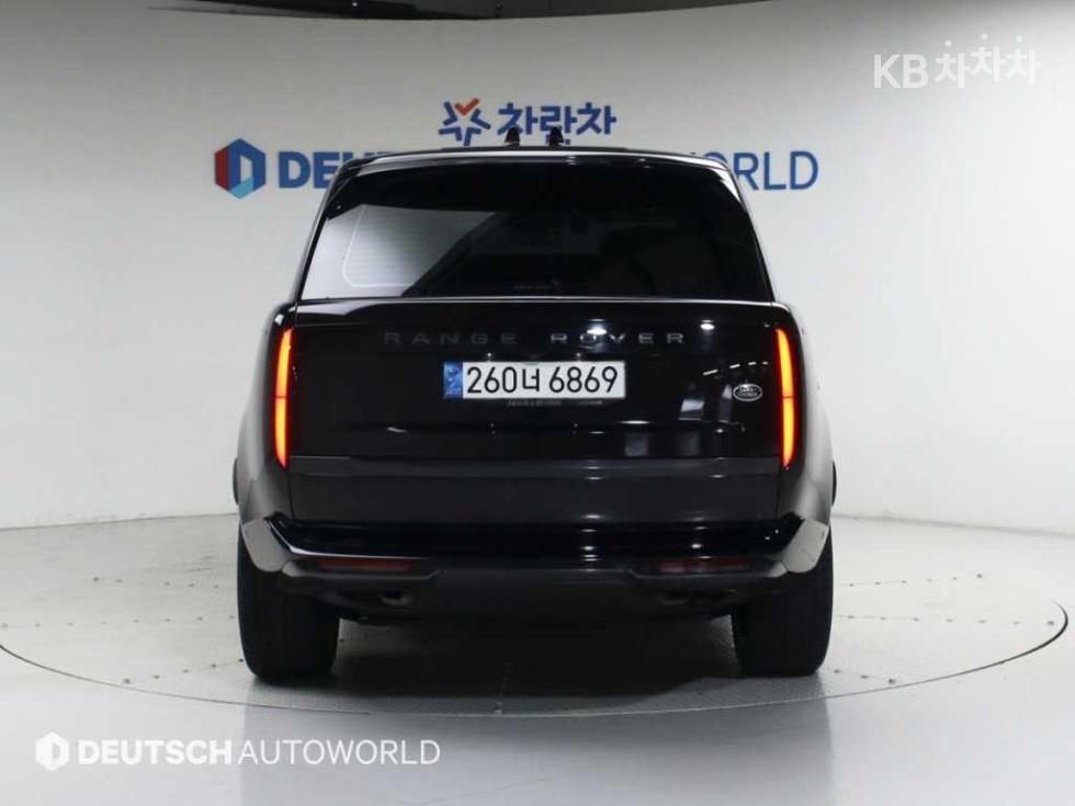 Land Rover Range Rover — miniaturë 4