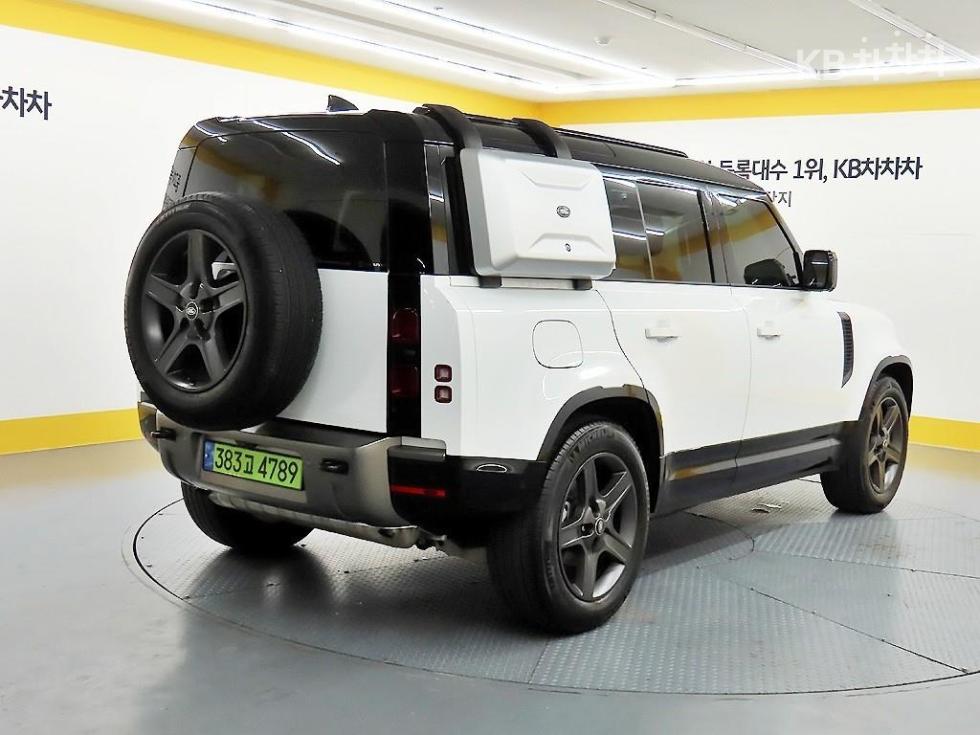 2024 Land Rover (L663) photo
