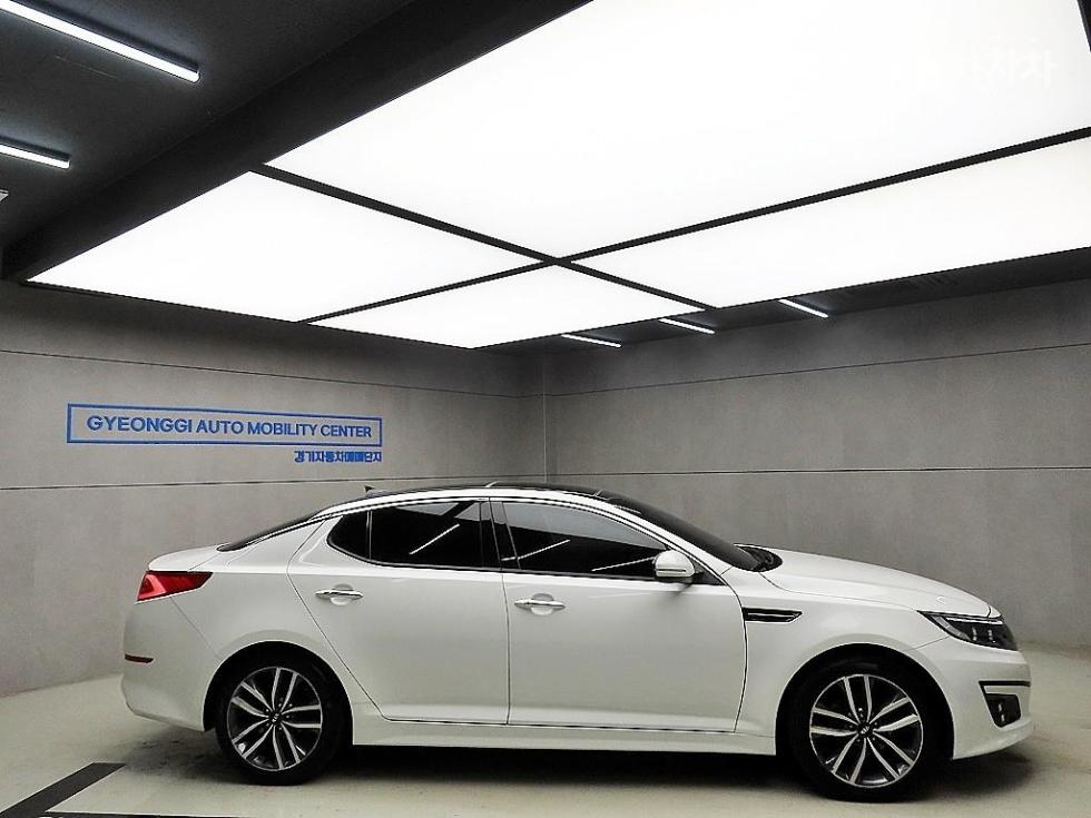 2014 Kia K5 photo