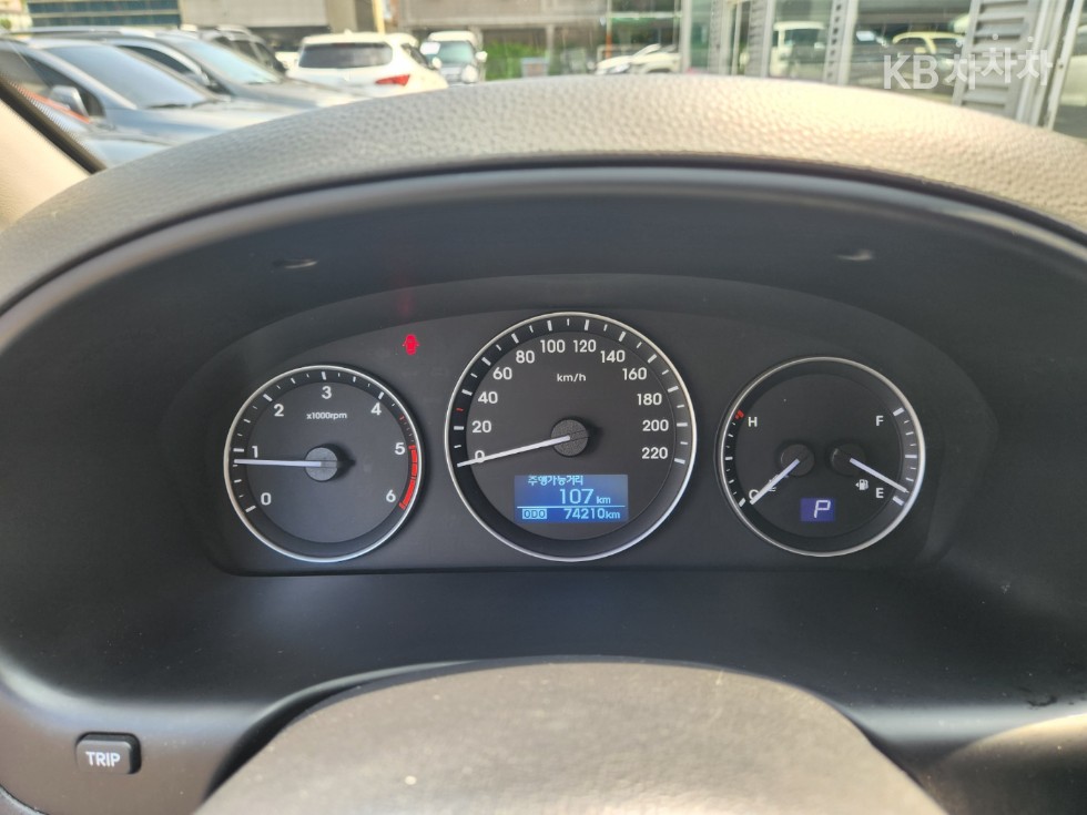 Hyundai Starex — miniaturë 5