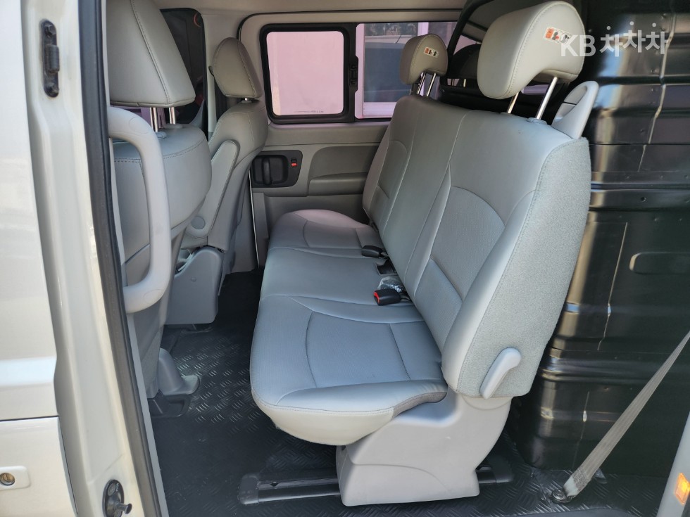 Hyundai Starex — miniaturë 8