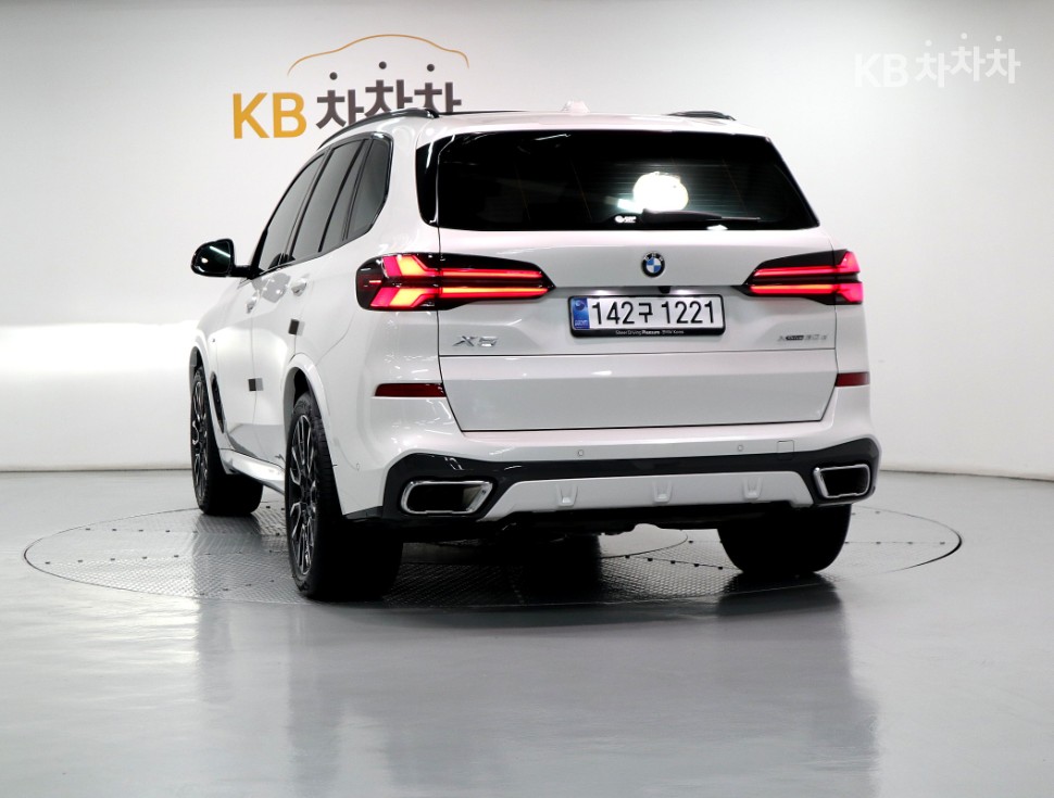 BMW X5 — miniaturë 4