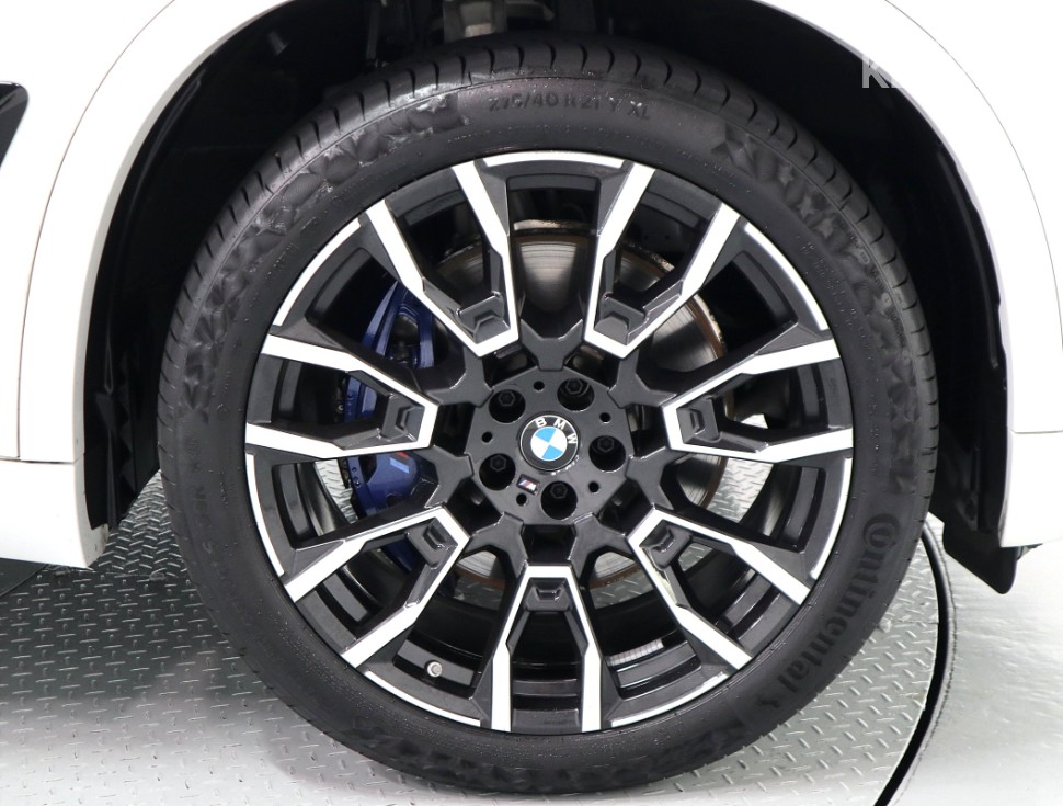 BMW X5 — miniaturë 18