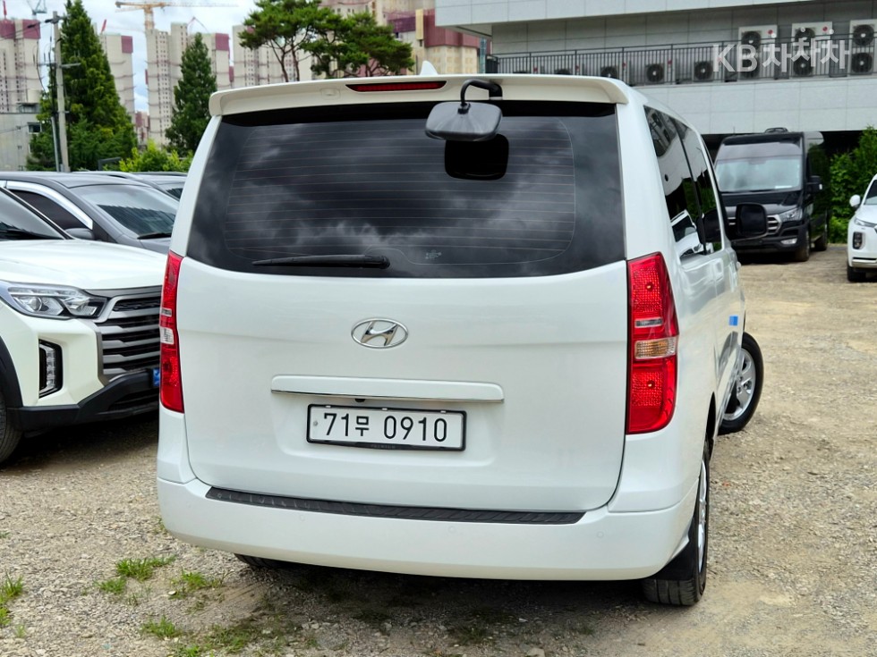 Hyundai Starex — miniaturë 7
