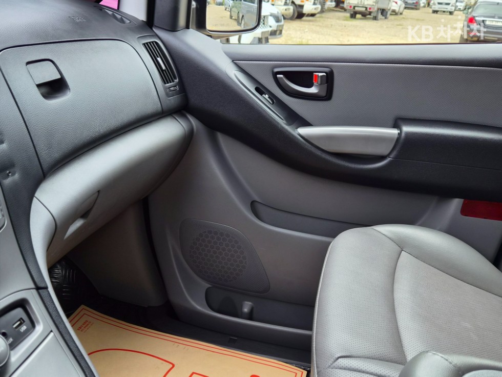 Hyundai Starex — miniaturë 10