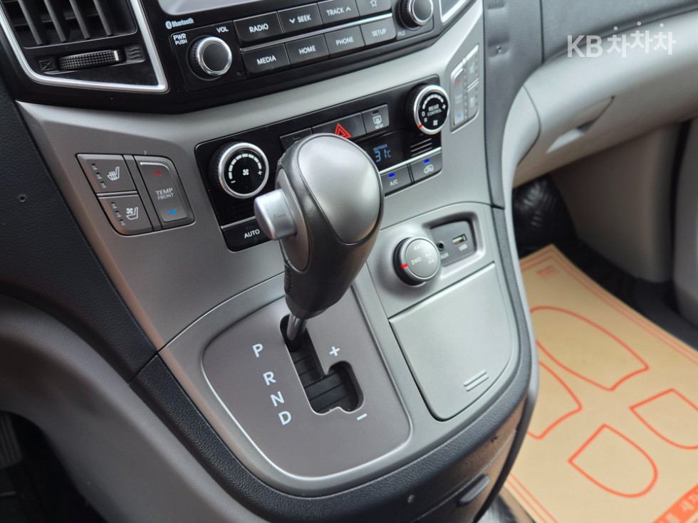 Hyundai Starex — miniaturë 12