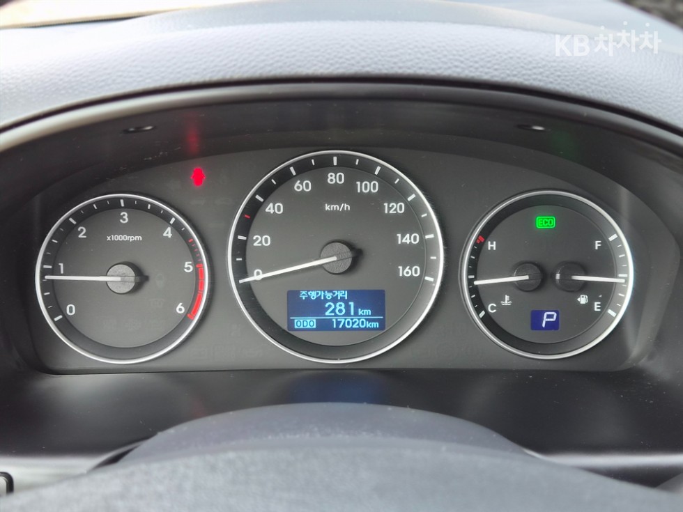 Hyundai Starex — miniaturë 14