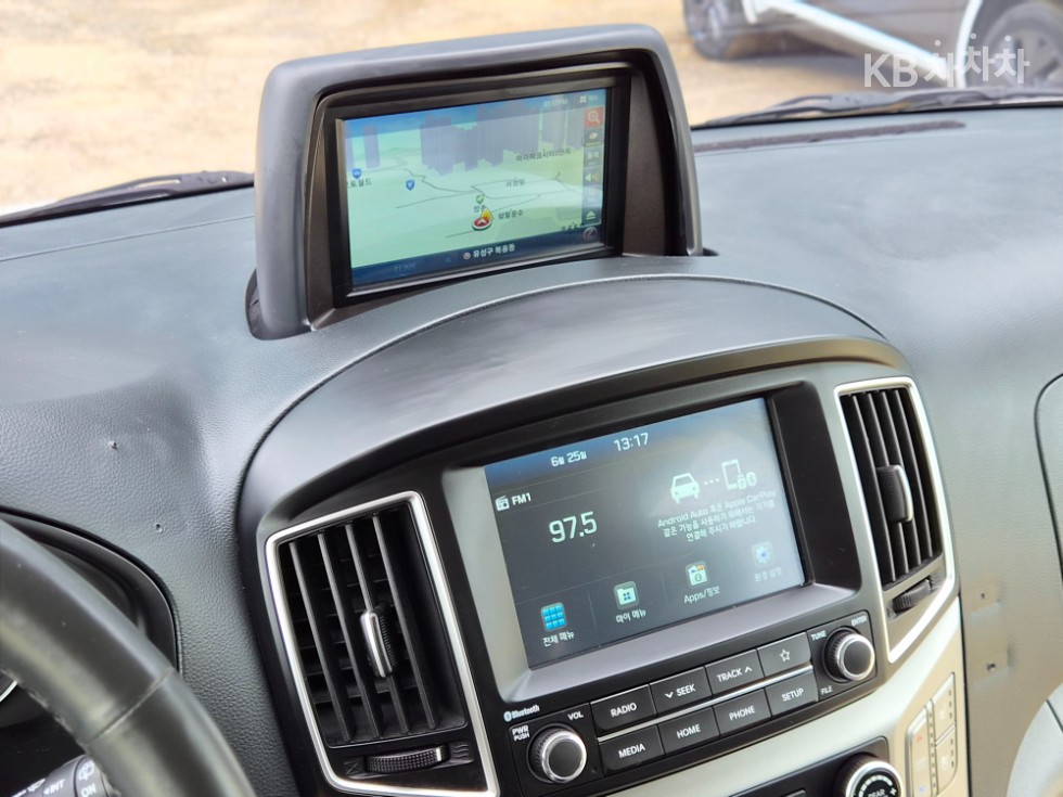 Hyundai Starex — miniaturë 15