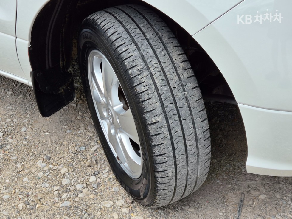 Hyundai Starex — miniaturë 25