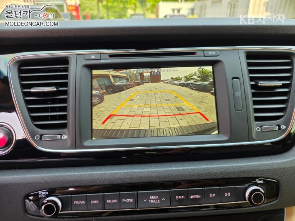 Kia Carnival — miniaturë 14