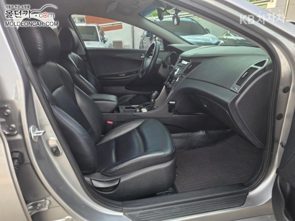 Hyundai Sonata — miniaturë 18