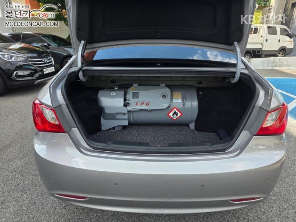 Hyundai Sonata — miniaturë 17
